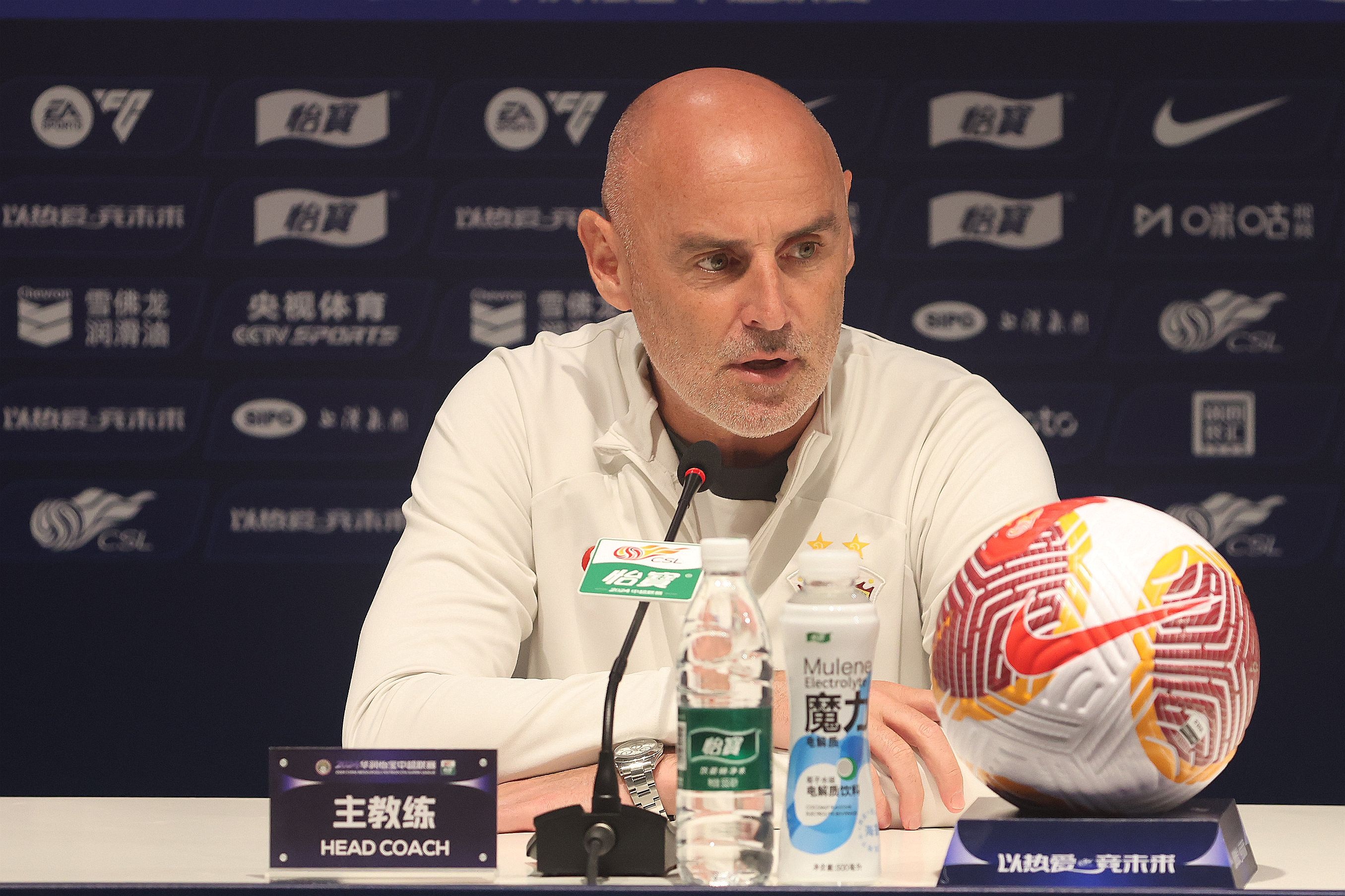 开奖号码记录-跟队谈海港首轮输球：问题源于人员结构，前场没有能拿住球的核心